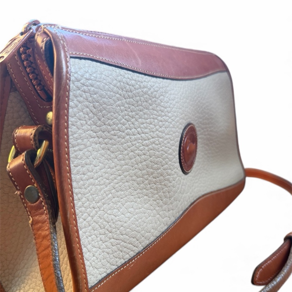 Dooney & Bourke White and Tan Leather Bag - Picture 2 of 6